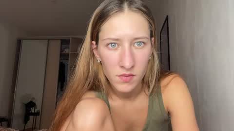 Snapshot of adellqueen chatting on 6, 7, 2026 Adell online show from 6, 7, 2026