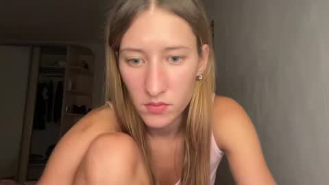 Snapshot of adellqueen chatting on 11, 7, 2026 Adell online show from 11, 7, 2026
