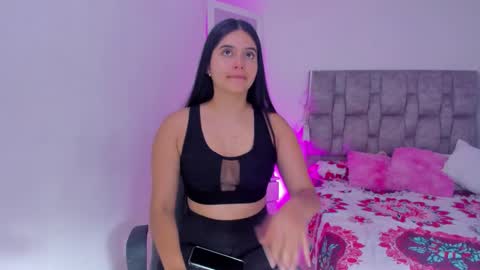   online show from 28, 11, 2025