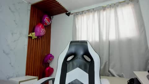 ADHARA  MESSY online show from 2, 3, 2026