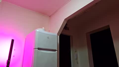 Adonis online show from 9, 11, 2025