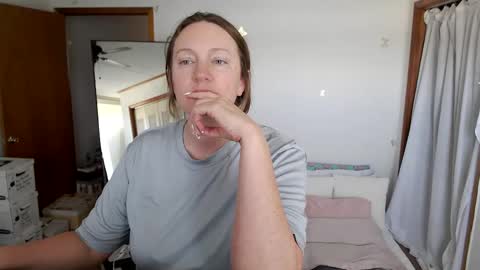 Snapshot of adorable22 chatting on 8, 9, 2025 adorable22 online show from 8, 9, 2025
