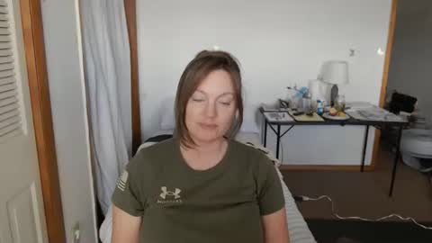 Snapshot of adorable22 chatting on 11, 10, 2025 adorable22 online show from 11, 10, 2025