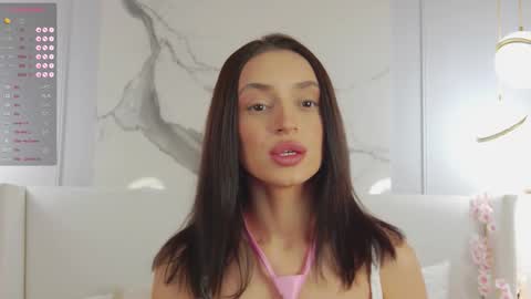 adoracortes online show from 12, 11, 2025