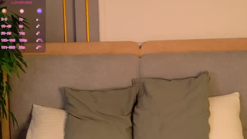 adoracortes online show from 8, 4, 2026