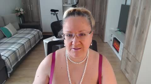 Cryna online show from 11, 3, 2025