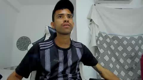adri_sexboy229 online show from 15, 10, 2025
