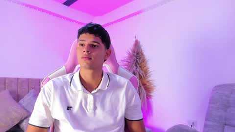 ADRIAN online show from 17, 5, 2026