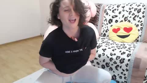 adriana online show from 6, 1, 2025