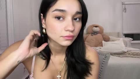 Snapshot of adriannarodriguez chatting on 28, 1, 2025 Adrianna  online show from 28, 1, 2025