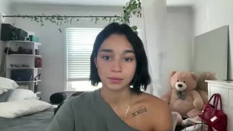 Adrianna  online show from 8, 6, 2026