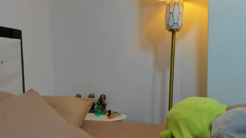 Adrian online show from 12, 5, 2026