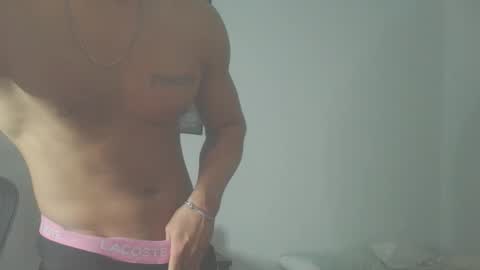 adriano guapo online show from 28, 2, 2026