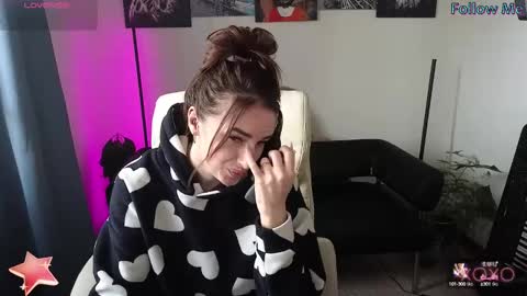 Adriana online show from 12, 3, 2025