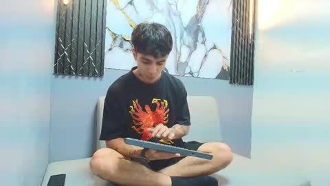 Snapshot of aethon_noir chatting on 7, 11, 2025 AETHON online show from 7, 11, 2025