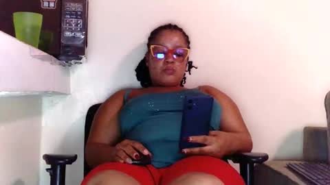 Snapshot of african005 chatting on 20, 2, 2026 loise online show from 20, 2, 2026