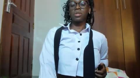 Leah online show from 3, 11, 2025