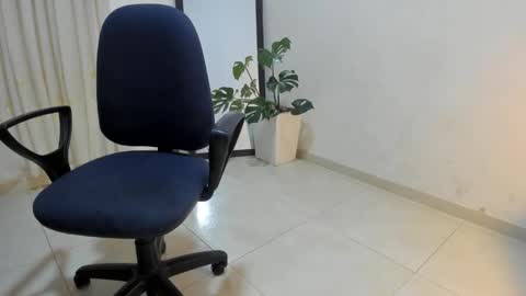 Lorena online show from 27, 10, 2025