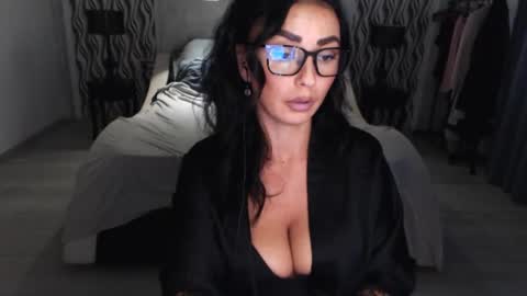 Afro online show from 2, 11, 2025