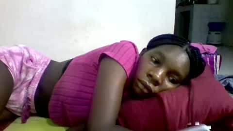 pink  and josphen online show from 31, 1, 2025