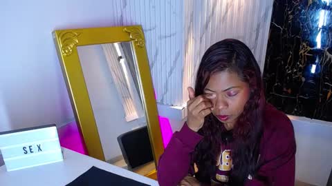 Agata grubisic  online show from 9, 3, 2025