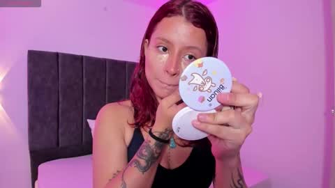 Snapshot of agataliz chatting on 29, 10, 2025 Agata Liz  online show from 29, 10, 2025