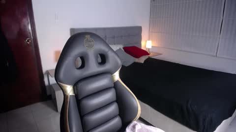 Snapshot of agatha_bellucci_ chatting on 28, 10, 2025 Agatha Bellucci online show from 28, 10, 2025