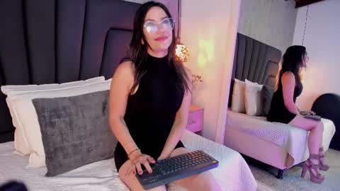 Snapshot of agatha_milf13 chatting on 8, 7, 2026 agatha_milf13 online show from 8, 7, 2026