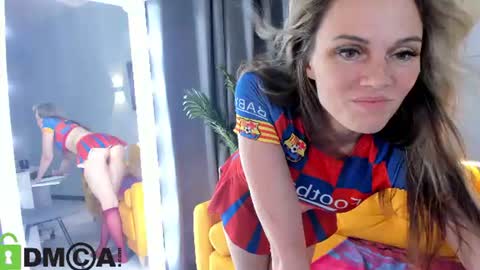 Snapshot of agatha_roose chatting on 5, 7, 2026 Agatha Rose online show from 5, 7, 2026