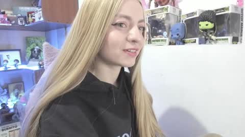 Snapshot of agathaa_ks_ chatting on 15, 1, 2025 Camila     2 online show from 15, 1, 2025