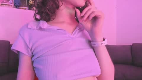 Snapshot of agathaa_ks_ chatting on 30, 1, 2025 Camila     2 online show from 30, 1, 2025