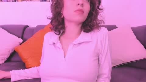 Snapshot of agathaa_ks_ chatting on 17, 2, 2025 Camila     2 online show from 17, 2, 2025