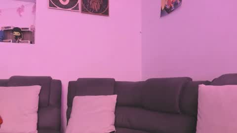 Snapshot of agathaa_ks_ chatting on 27, 2, 2025 Camila     2 online show from 27, 2, 2025