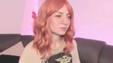 Snapshot of agathaa_ks_ chatting on 1, 10, 2025 Camila     2 online show from 1, 10, 2025