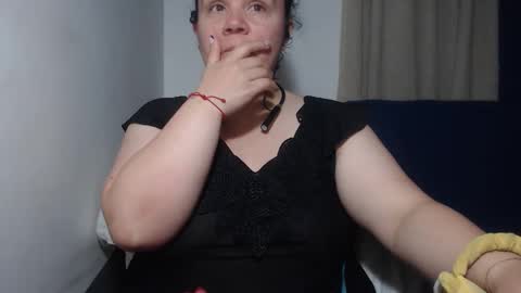      online show from 8, 9, 2025