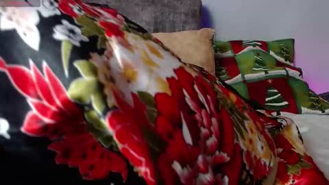 agatha bel    online show from 14, 12, 2025