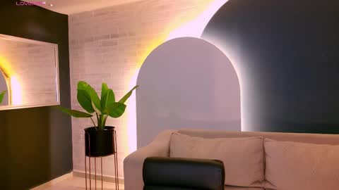 Agatha online show from 3, 11, 2025