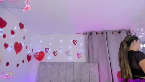 Agatha Owens online show from 17, 2, 2026