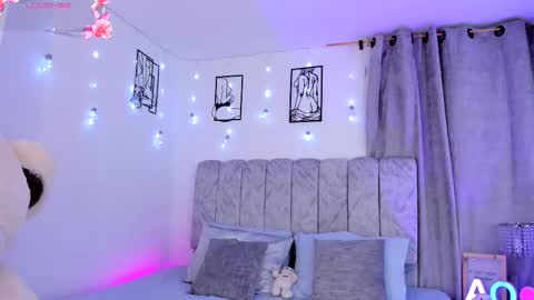 Agatha Owens online show from 24, 3, 2026