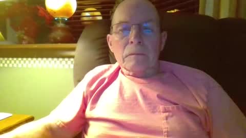 aguynrkfrd online show from 31, 12, 2024