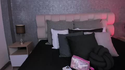 Ahmara  online show from 20, 11, 2025