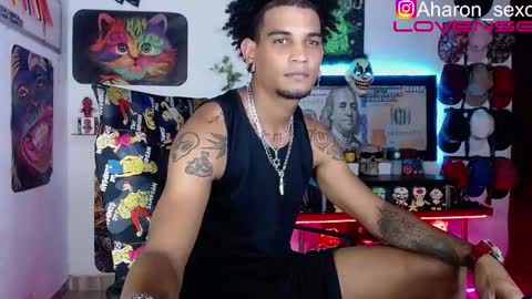 Aharon  Zamora online show from 24, 10, 2025