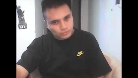 Snapshot of ahntony__69 chatting on 27, 1, 2025 ahntony  69 online show from 27, 1, 2025