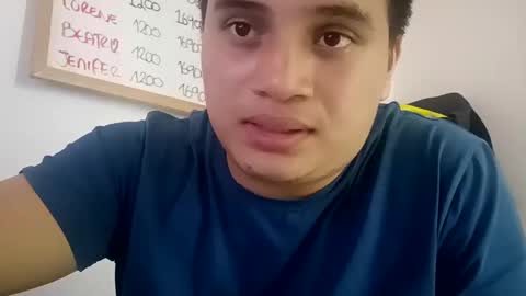 Snapshot of ahntony__69 chatting on 19, 10, 2025 ahntony  69 online show from 19, 10, 2025