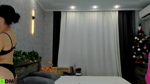 Snapshot of ailey_chao chatting on 21, 12, 2024 Ailey online show from 21, 12, 2024
