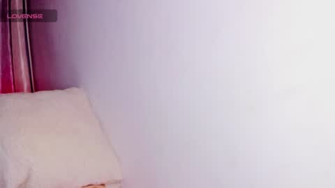 Snapshot of aili_queen chatting on 30, 7, 2026 Catalina online show from 30, 7, 2026