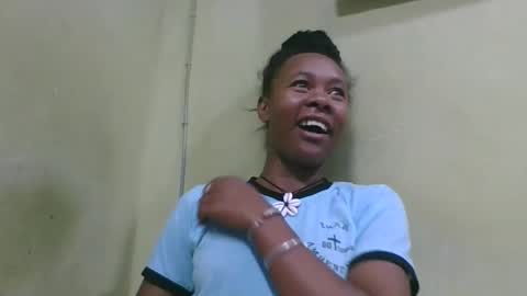 aimee982179 online show from 18, 4, 2026