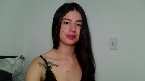 Snapshot of aine_ileana chatting on 17, 1, 2026 J online show from 17, 1, 2026