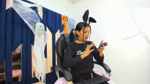 Aisha online show from 1, 11, 2025