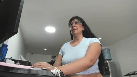 Snapshot of aisha_latina chatting on 2, 12, 2025 Katie online show from 2, 12, 2025